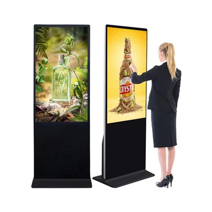 Iekštelpu digitālo izkārtņu kiosks